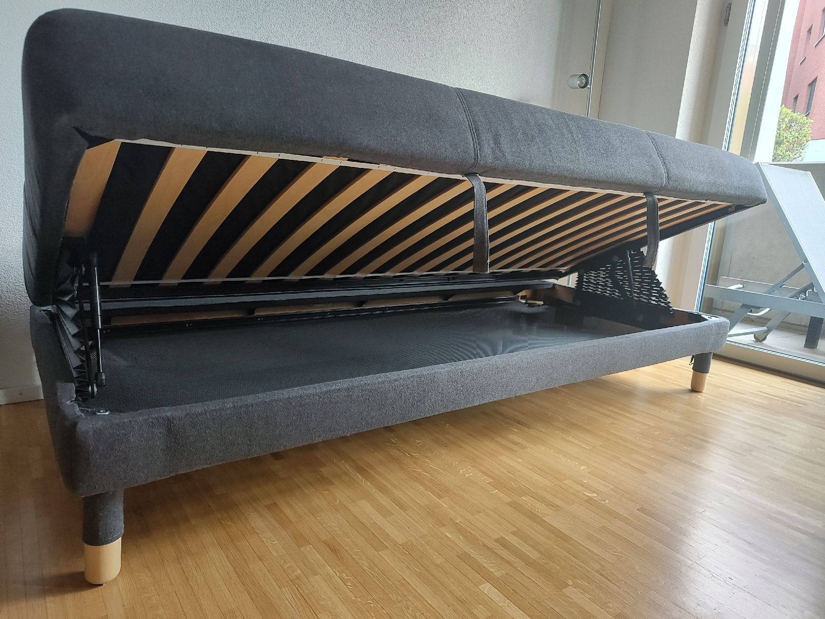 Sofas: Grey couch with storage space – D'occasion à Glattbrugg par wki_jq8f 3