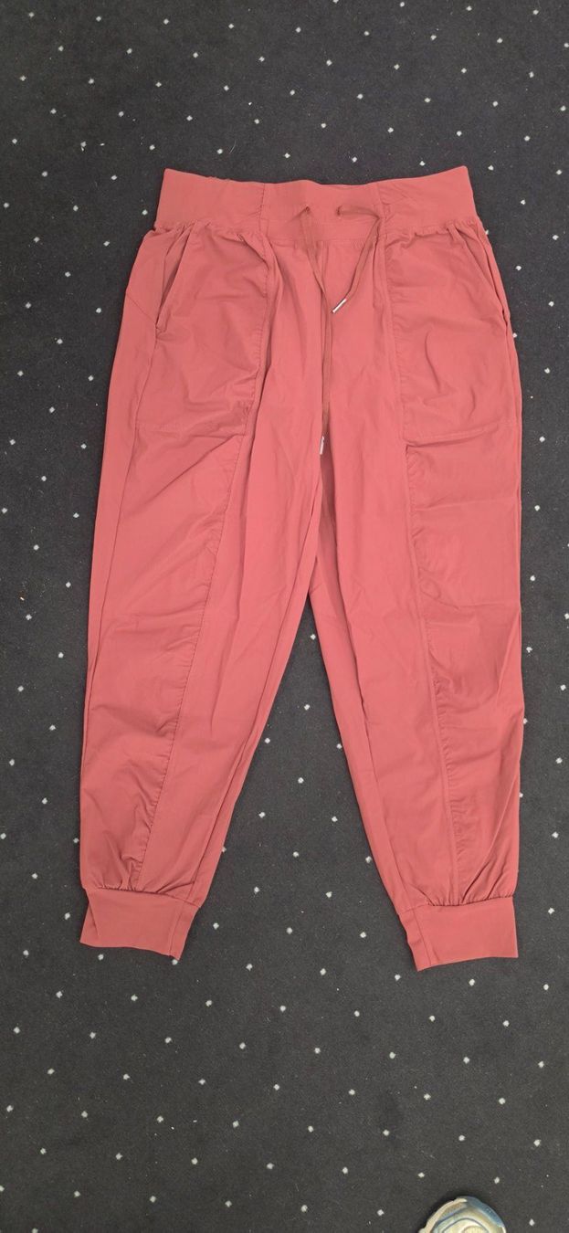 Halara Hosen: Halara Tanz-Jogginghose – Neu (gemäss Beschreibung) aus Willerzell von Nox4you