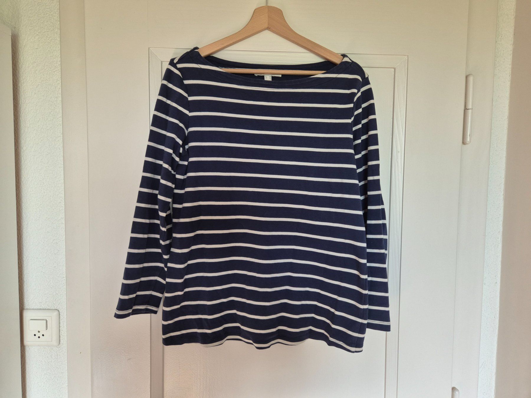 Esprit Kleiderpakete: Umstandsjeans und Pulli Esprit Grösse 38/M – Gebraucht aus Bern von hpr_mw59 5