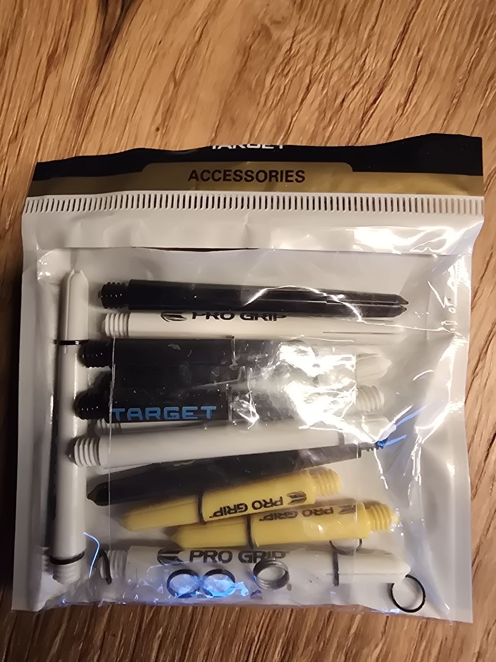 Freccette: Dartpfeil Set inkl. Tasche & Spitzen  – Usato da gommiswald venduto da ZipZap05 4