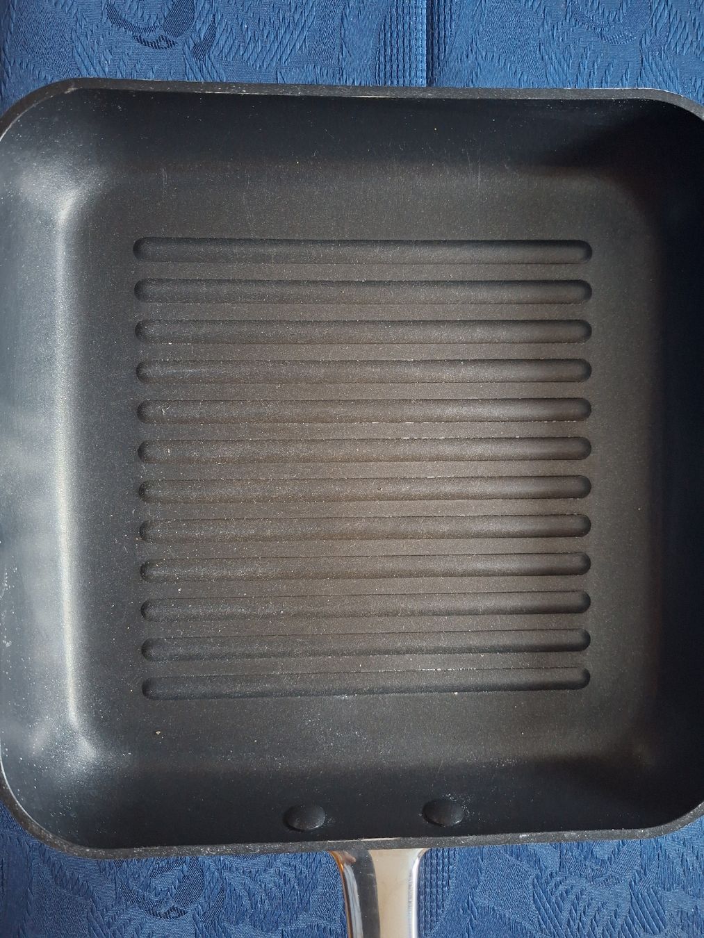 Poêles:  Grillpfanne – D'occasion à Marbach LU par antanarivo 2