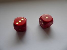 2 Holz Würfel, Rot, 16 x 16 x 16mm, neuwertig