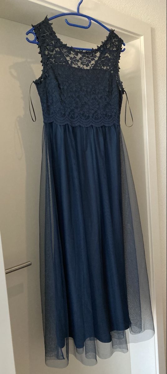 Vila Robes: Robe – Neuf (Voir description) à Cressier FR par vsa_87b2