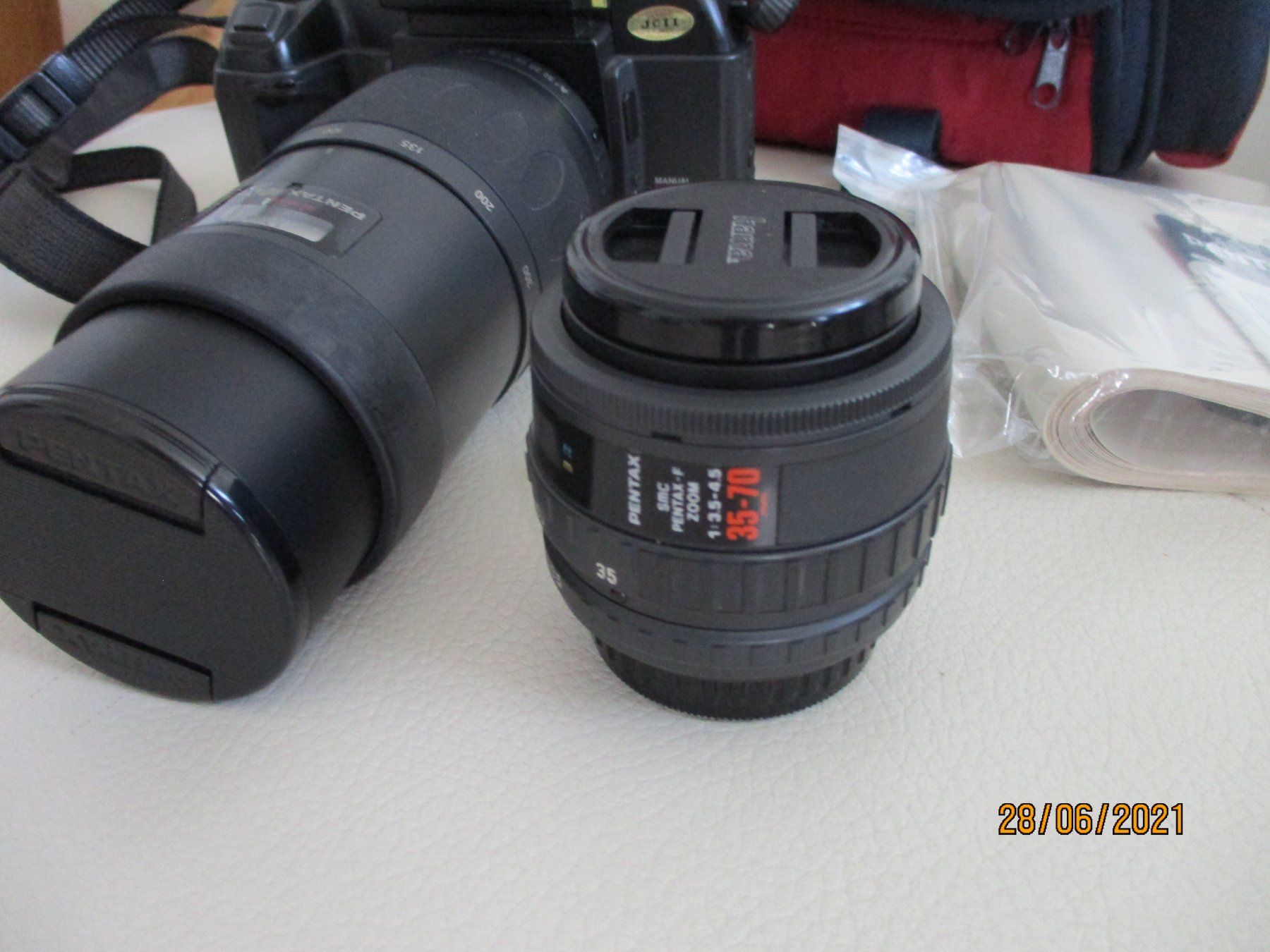 Pentax Fotocamera: Pentax SFxN Analog Kamera mit Zubehör – Usato da Liestal venduto da Disc-Point 2