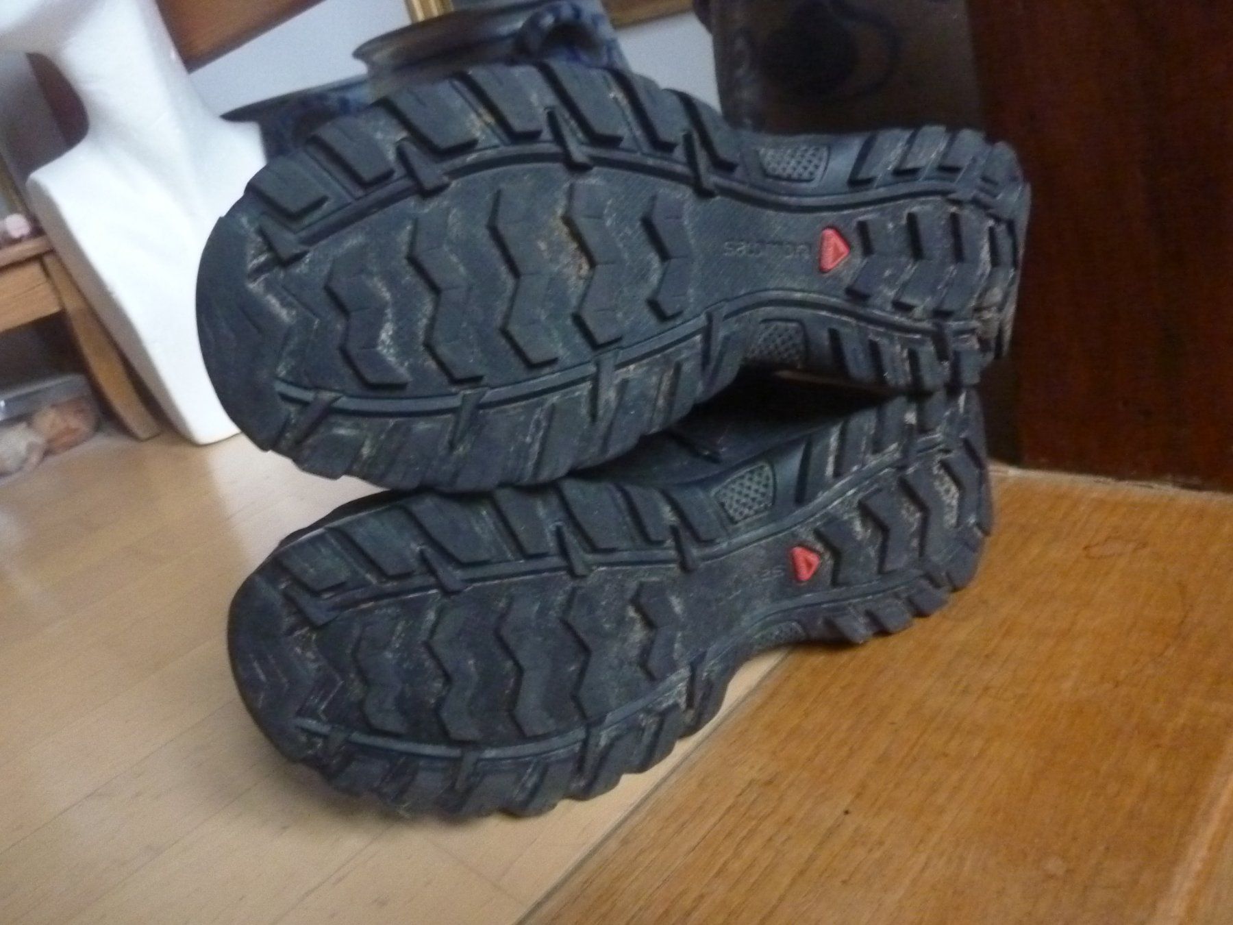 Salomon Scarpe da donna: Salomon Wanderschuhe Trekkingschuhe, gute Sohle Gr. 38 2/3 – Usato da pratteln venduto da dyonis01 3