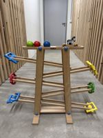 Kugelbahn aus Holz