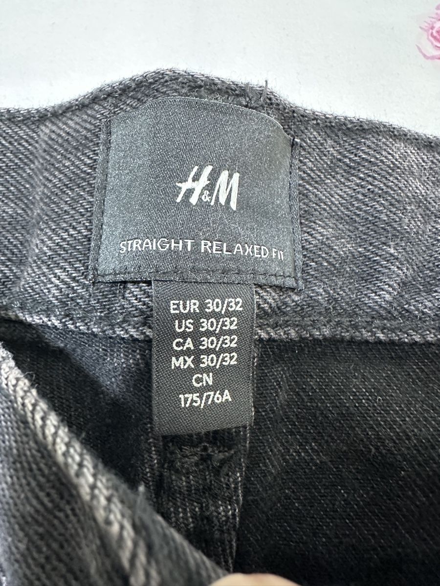 H&M Jeans: H&M Jeans, Straight Relaxed Fit – Nuovo (secondo la descrizione) da Oberurnen venduto da nes_8xqt 2