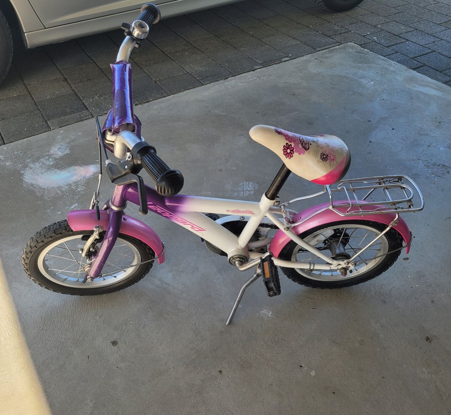 Leopard Velos: Kinder Velo mit Stützräder – Gebraucht aus St. Margrethen SG von SamusAran