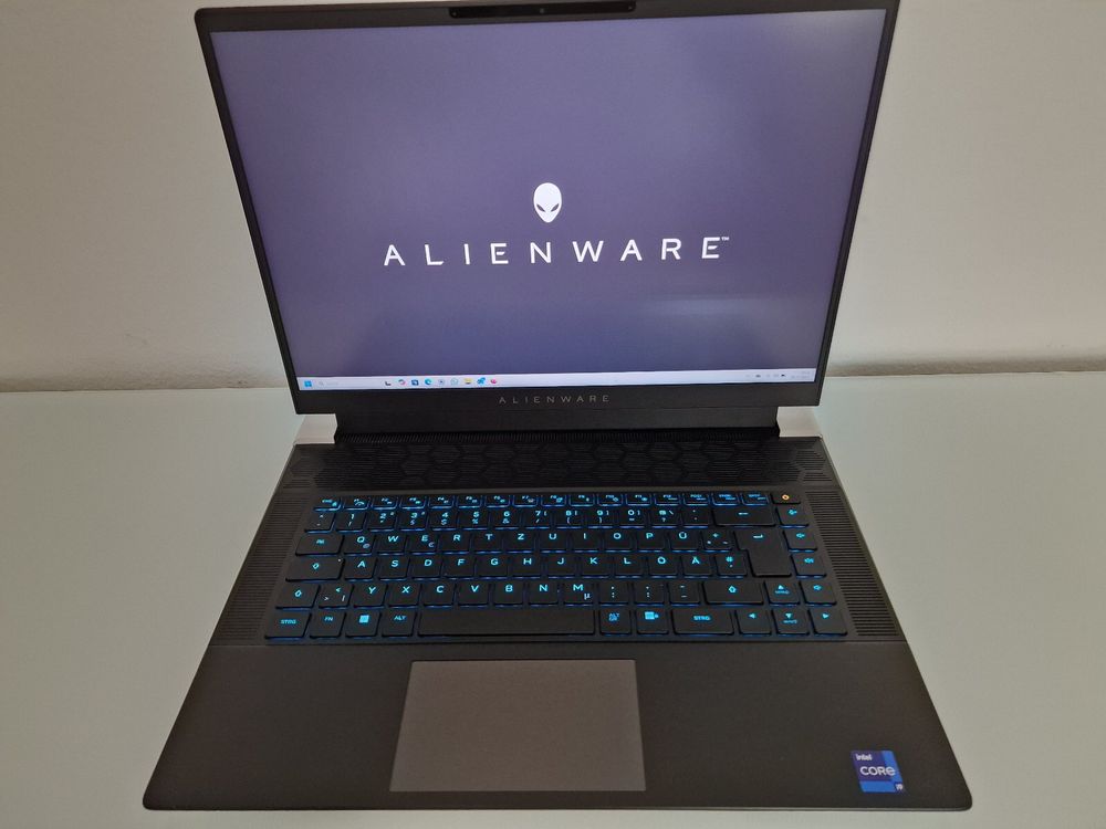 Alienware x16 R1 - 32GB RAM - 16GB RTX4090 - I9 13900 Intel (Gebraucht ...