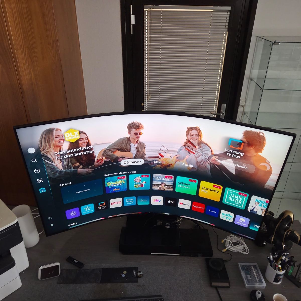 Samsung Monitor: Samsung Odyssey Ark 55  État impeccable G97 – Nuovo (secondo la descrizione) da Avenches venduto da kin_6tbp 1