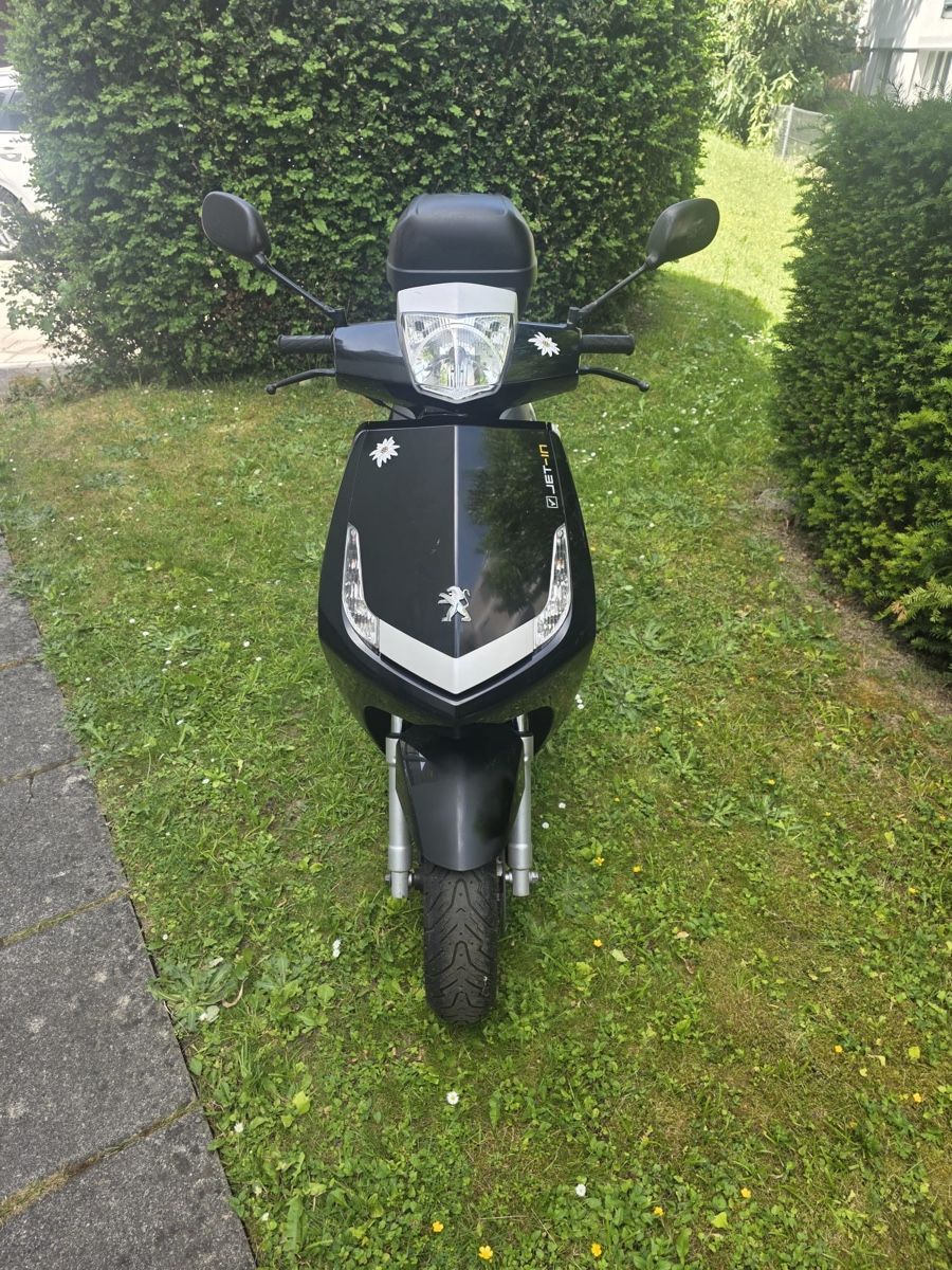 Peugeot Scooter: PEUGEOT VIVACITY 50 N – Usato da Winterthur venduto da Fabio_46