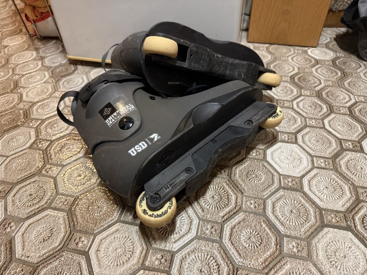 Patins à roul. & inline: FreestyleInline Skates USD Universal Skate Design – D'occasion à Oberwil BL par Faeschlimann17