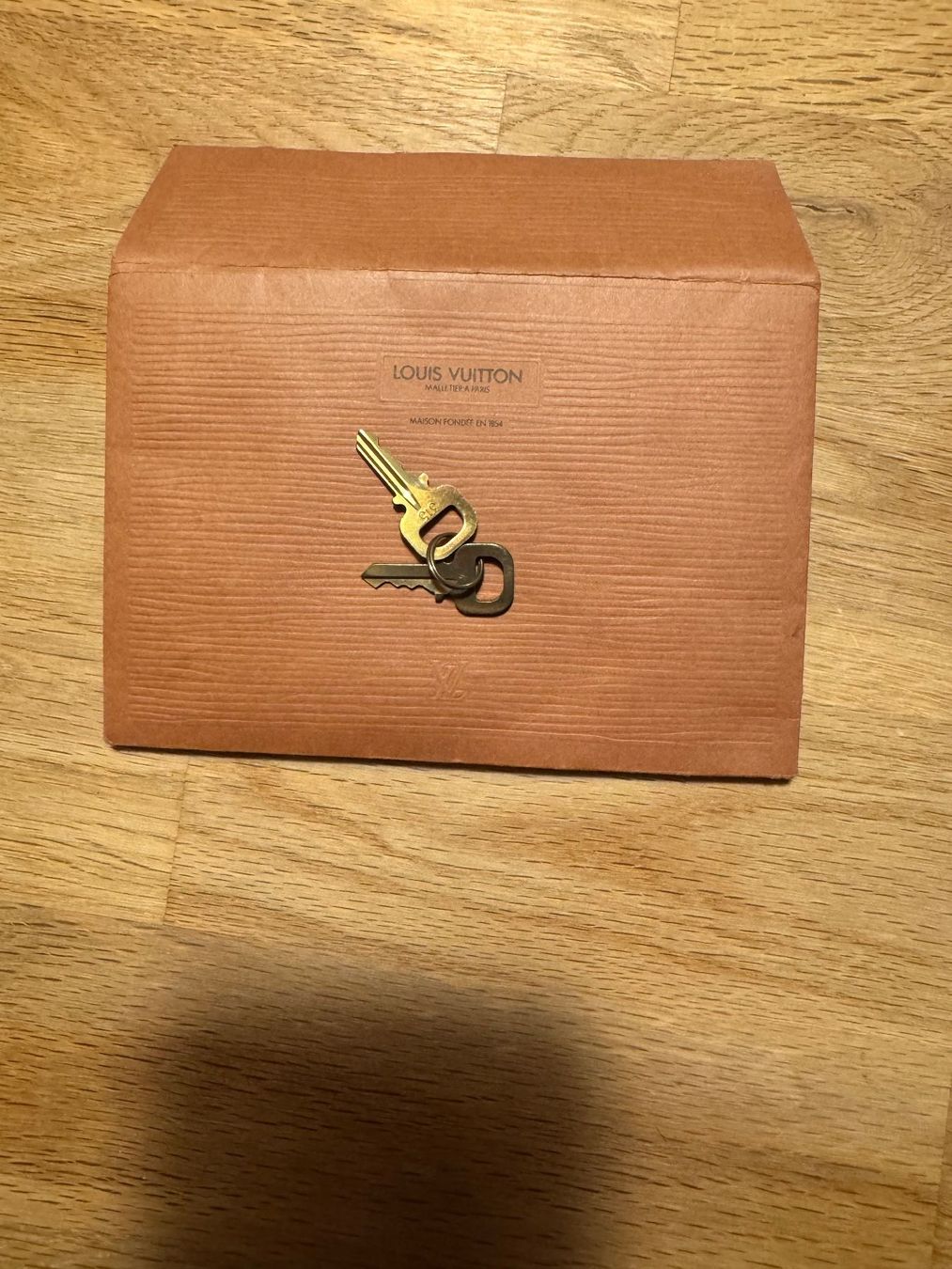 Louis Vuitton Taschen: Louis Vuitton Keepall 45 Monogram – Neu (gemäss Beschreibung) aus Zürich von LDMNB 5
