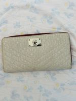 Portafoglio Guess  con cerniera zip