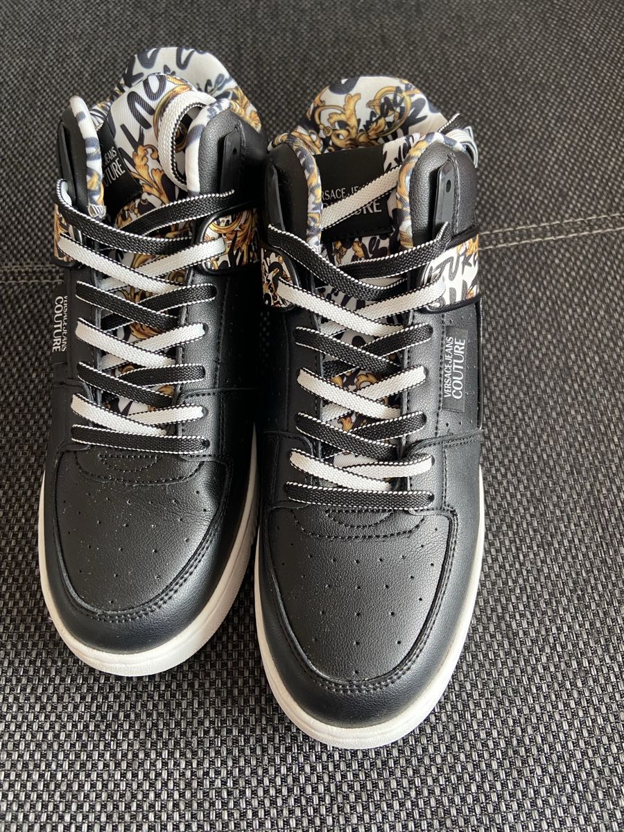 Versace Damenschuhe: Versace Jeans Couture Sneakers Gr. 41 – Neu (gemäss Beschreibung) aus Frenkendorf von kokira 1