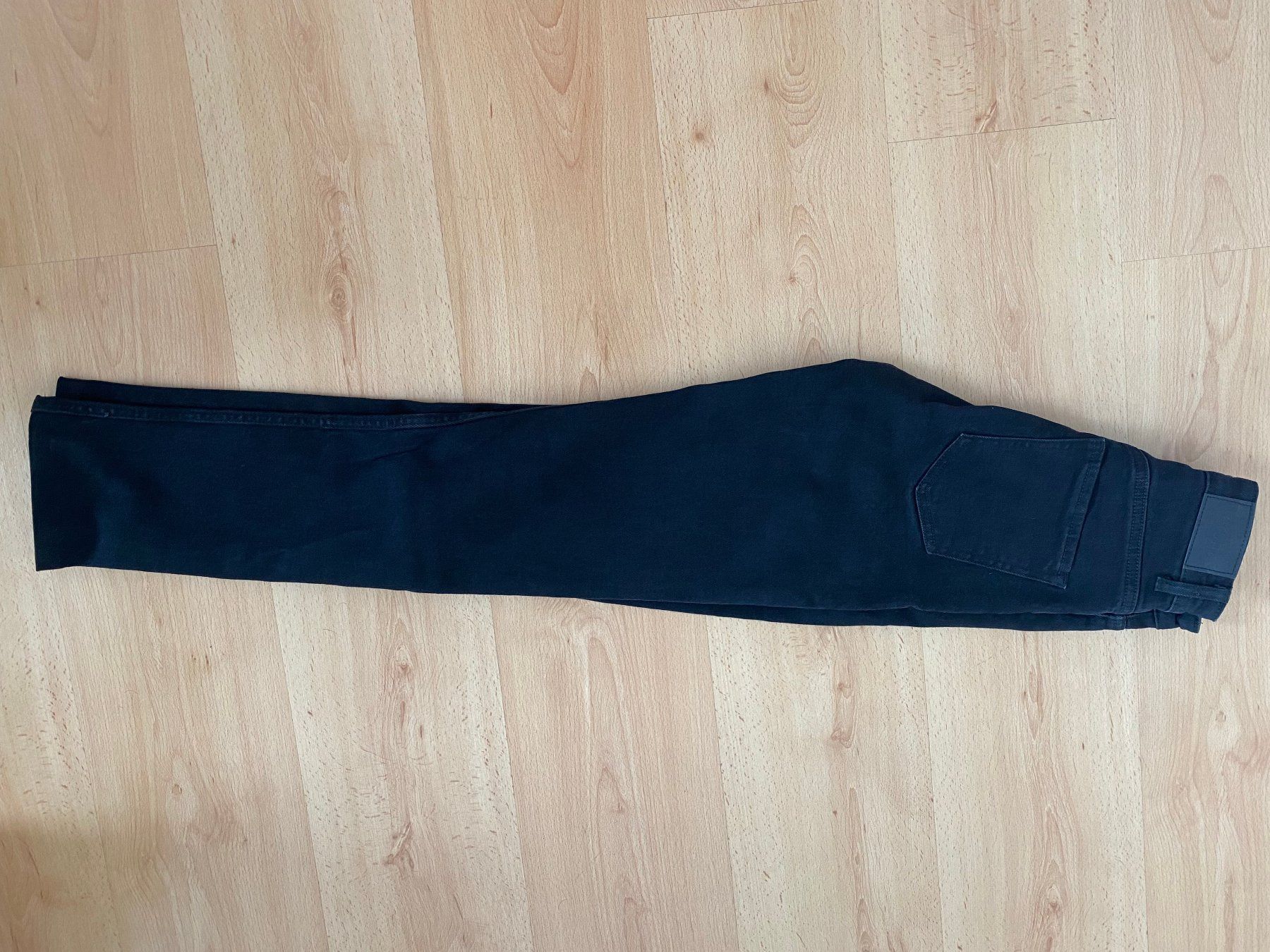 Bershka Jeans: Bershka High Waist Jeans – Nuovo (secondo la descrizione) da Vaduz venduto da RapunzelLissi 1