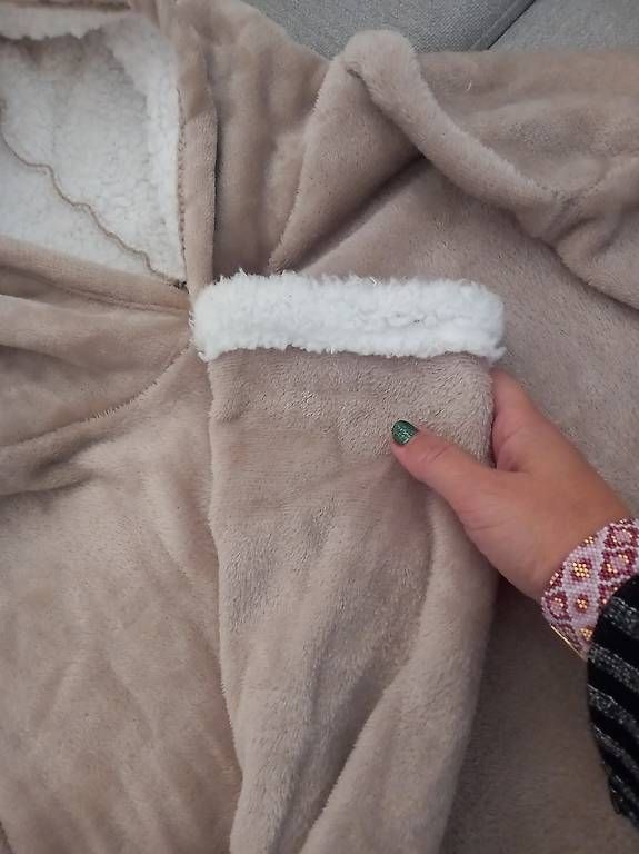 Coperte: Plaid douillet pour l'intérieur – Usato da givisiez venduto da odilev 3
