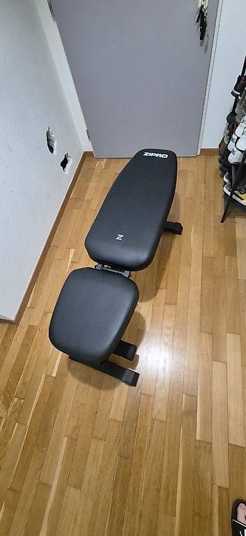 Hometrainer: Banc de musculation Zipro Jacked – Gebraucht aus Lausanne von DavidDubey