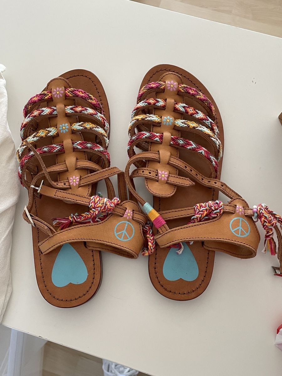 Scarpe per ragazze: Sandalen - LOVEMATE – Nuovo (secondo la descrizione) da Wald ZH venduto da lauren.schuepbach