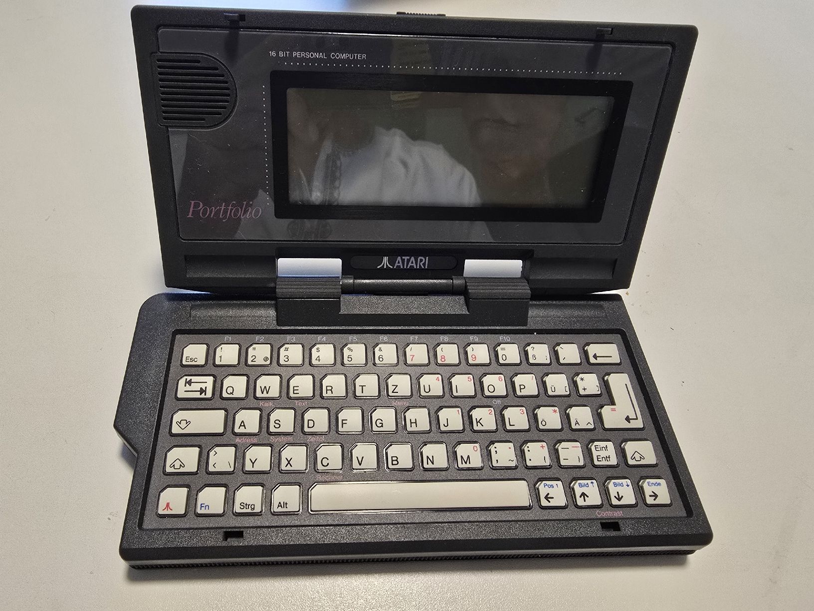 Atari PCs: Atari Portfolio HPC-004 16-bit Personal Computer  – D'occasion à winterthur par Sammlerecke