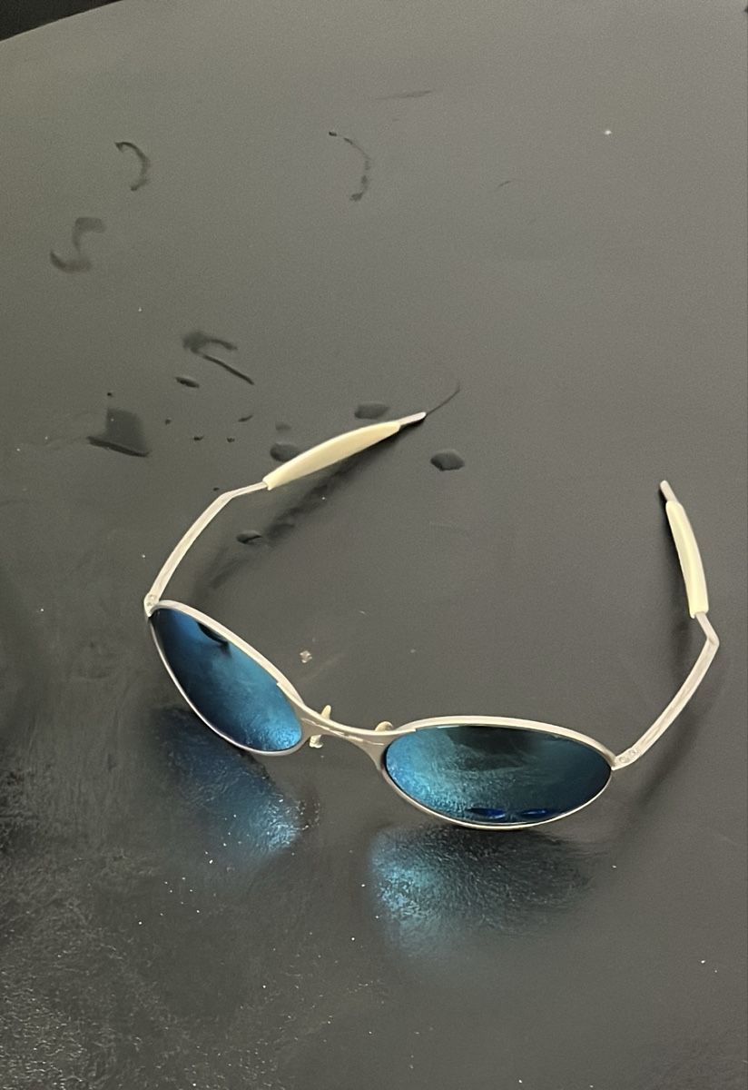 Oakley Occhiali & Lenti: Oakley E-Wire Sonnenbrille 1. Generation Silber blau – Usato da St. Moritz venduto da mat_h6q6 5