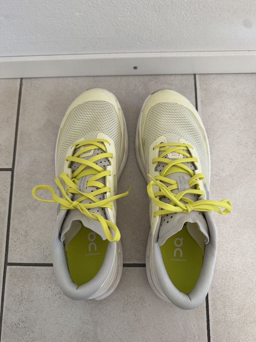 On Scarpe da uomo: On Running On Cloudultra 3, Grösse 42.5 – Nuovo (secondo la descrizione) da Teufen AR venduto da chi_h55m 3
