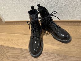 Schuhe, Grösse 40, Schwarz Lack Optik, Top Zustand!
