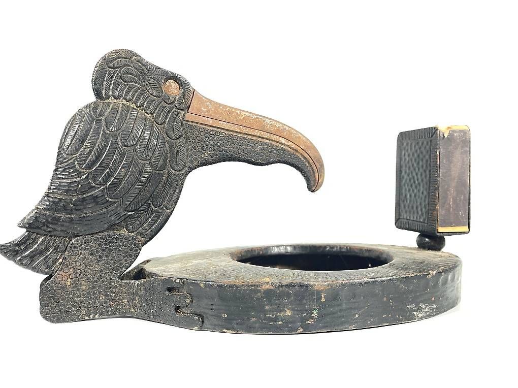 Portacenere: Aschenbecher mit Vogelmotiv – Usato da Zürich venduto da Hedwig-steig 1