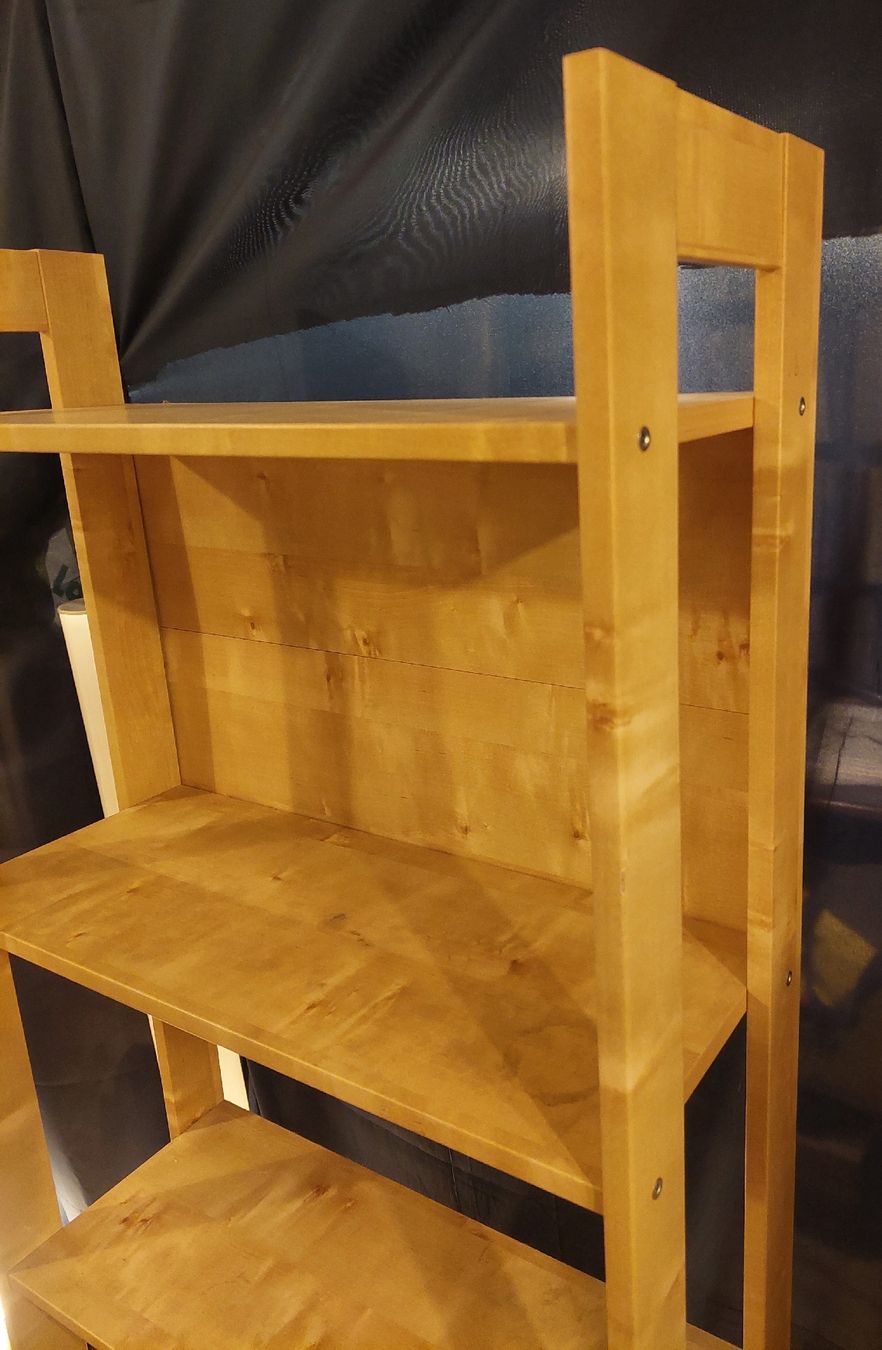 Scaffali: Gestell aus Holz – Usato da Zürich venduto da Cortin 1