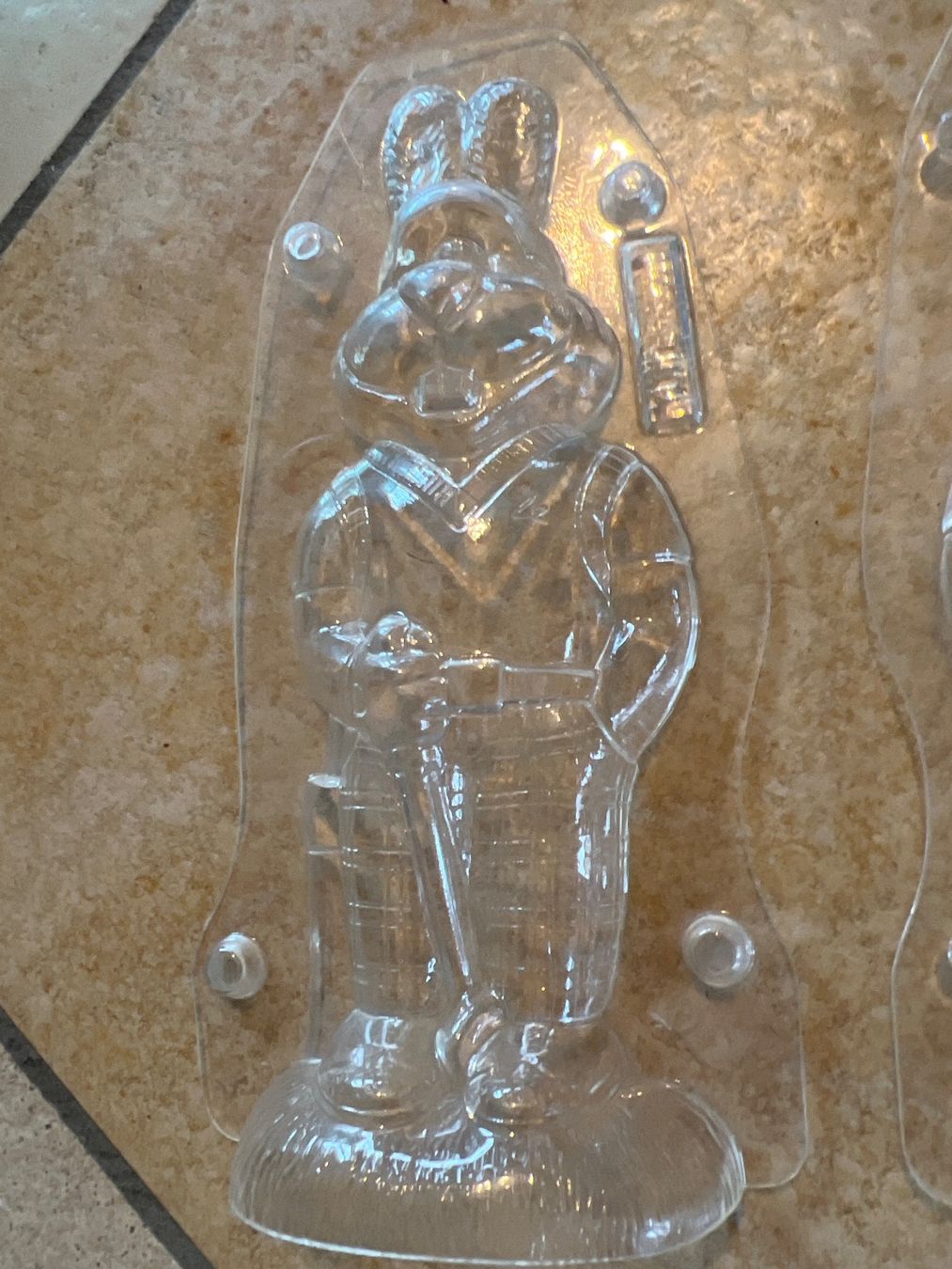 Backformen: Osterhasegussform Hase mit Golfschläger – Gebraucht aus Egg b. Zürich von SwissTradingAgency 1