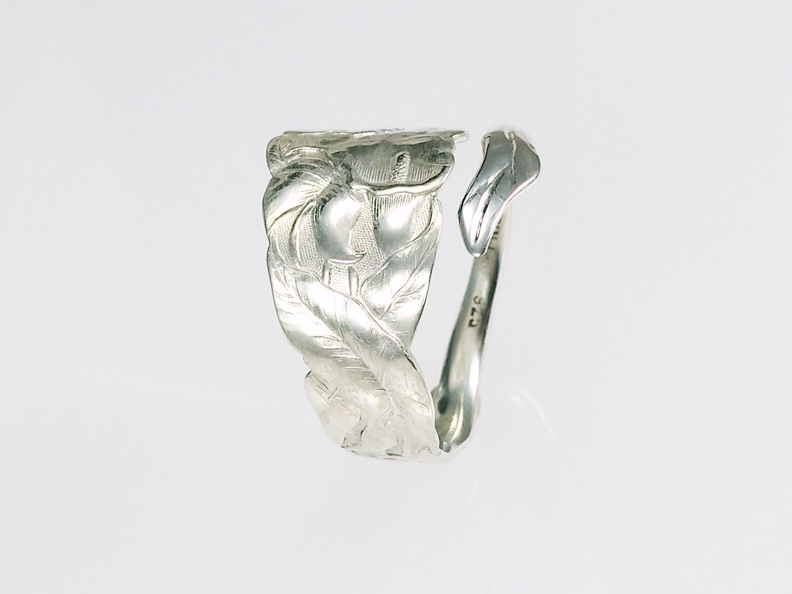 Anelli: Offener Silberring im Jugendstil mit Calla Lilien – Nuovo e nell'imballaggio originale da Meilen venduto da Byrd-bijoux 2