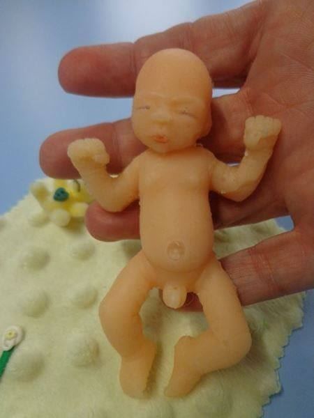 Bambole: Mini bébé silicone AYRON 7.5cm – Nuovo e nell'imballaggio originale da St-Imier venduto da goodber 8