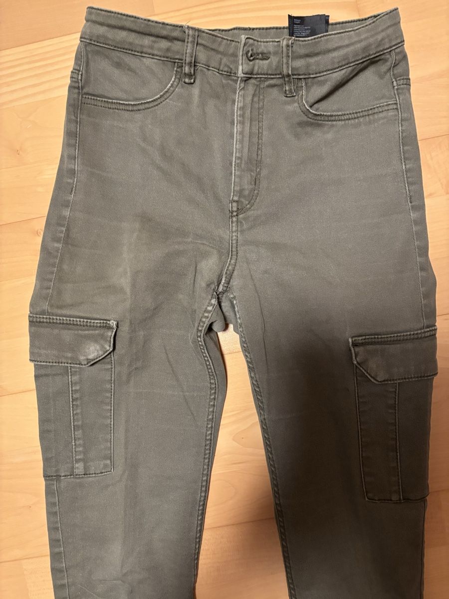 H&M Jeans: Jeans Hose grün 38 – Usato da Kesswil venduto da Branca-01 3