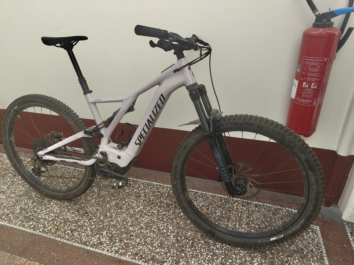 Specialized Biciclette: VTT électrique SPECIALIZED – Usato da Zürich venduto da col_w79f 1