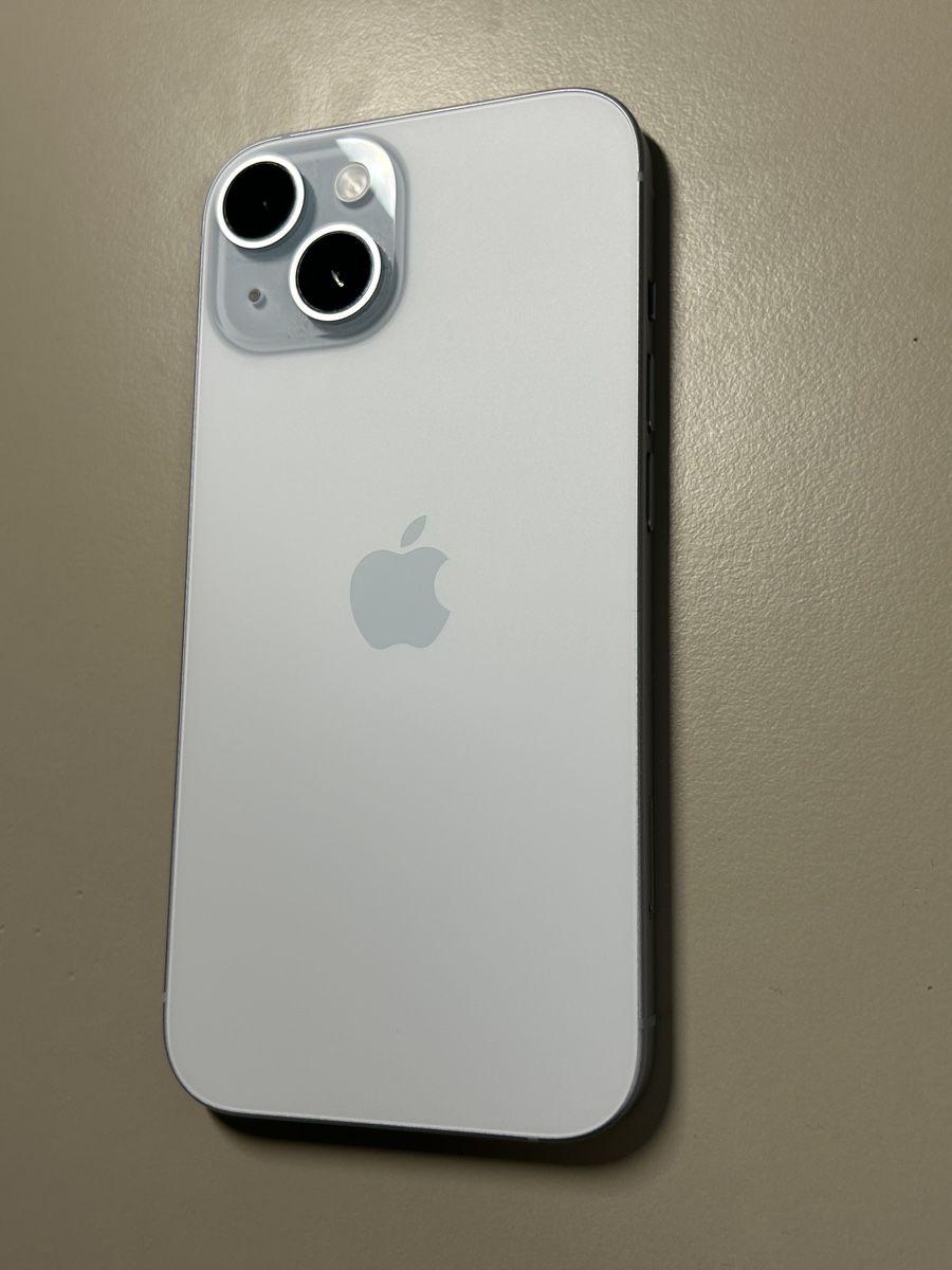 Apple Portables: Iphone 15 256gb defekt – Défectueux à Mellingen par leo_n52w 2