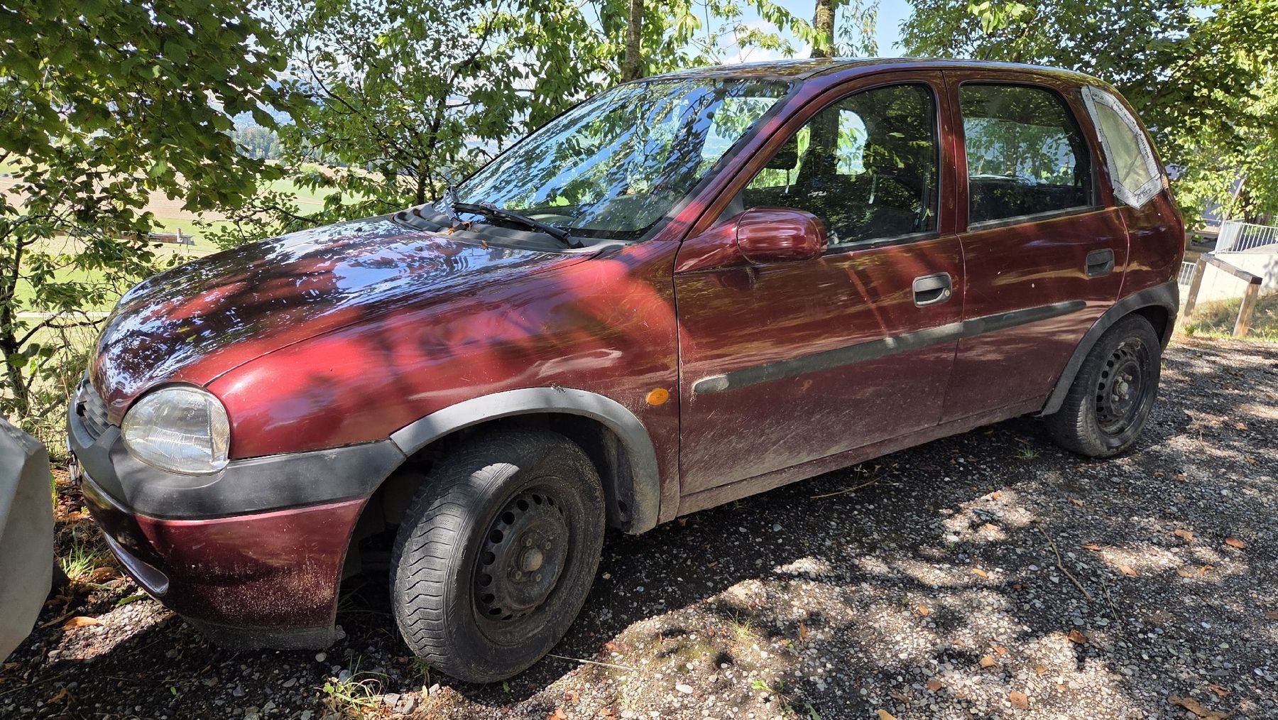 Opel Automobili: Opel Corsa B12 16V für Teile oder Export – Usato da Konolfingen venduto da borkenkaefer91