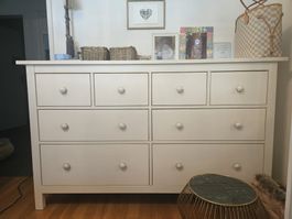 HEMNES Kommode mit 8 Schubladen, weiß gebeizt, 160x96 cm