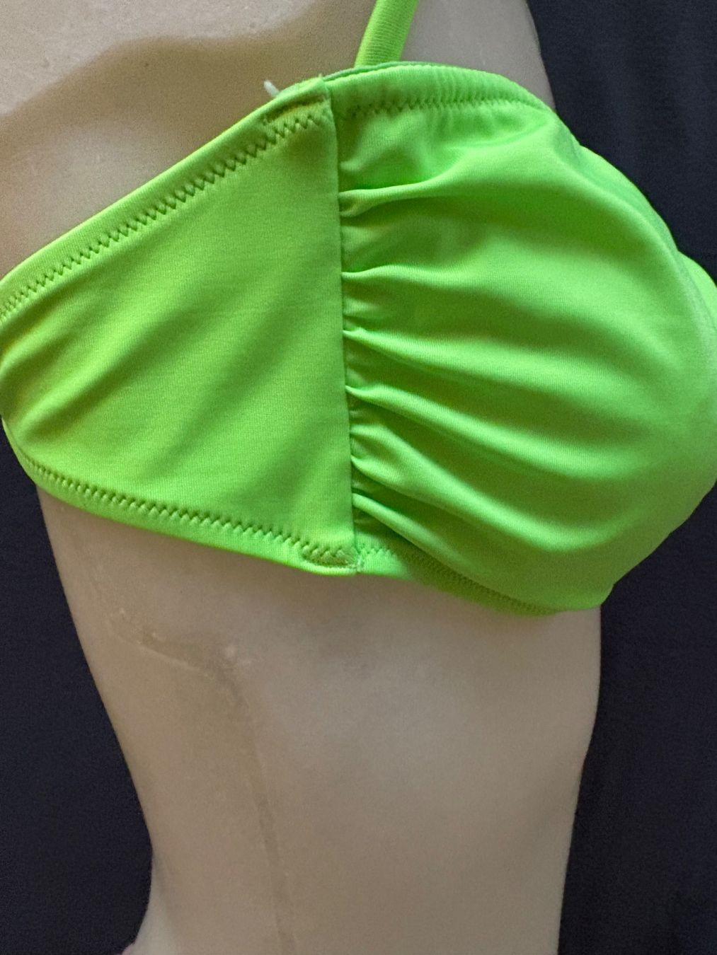 H&M Badekleider & Bikinis: Bikini Top grL Cup C – Gebraucht aus Niederbipp von fashionfuchs 2
