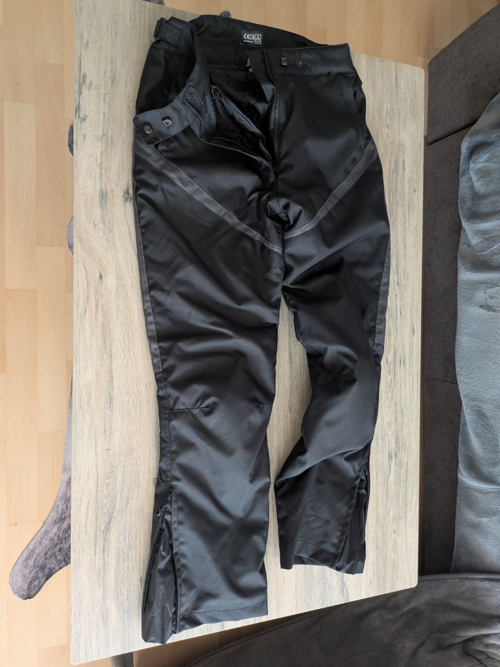 Pantaloni: Damen Motorrad Hose S – Usato da Wikon venduto da rossmueller.f 1