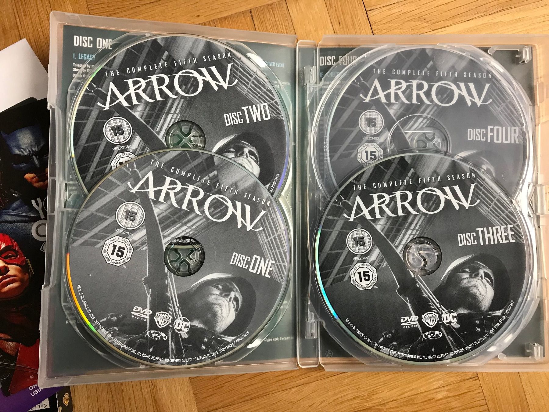 Tutti i DVDs: Arrow - The Complete Fifth Season - DVD – Usato da Zürich venduto da Malcom 1