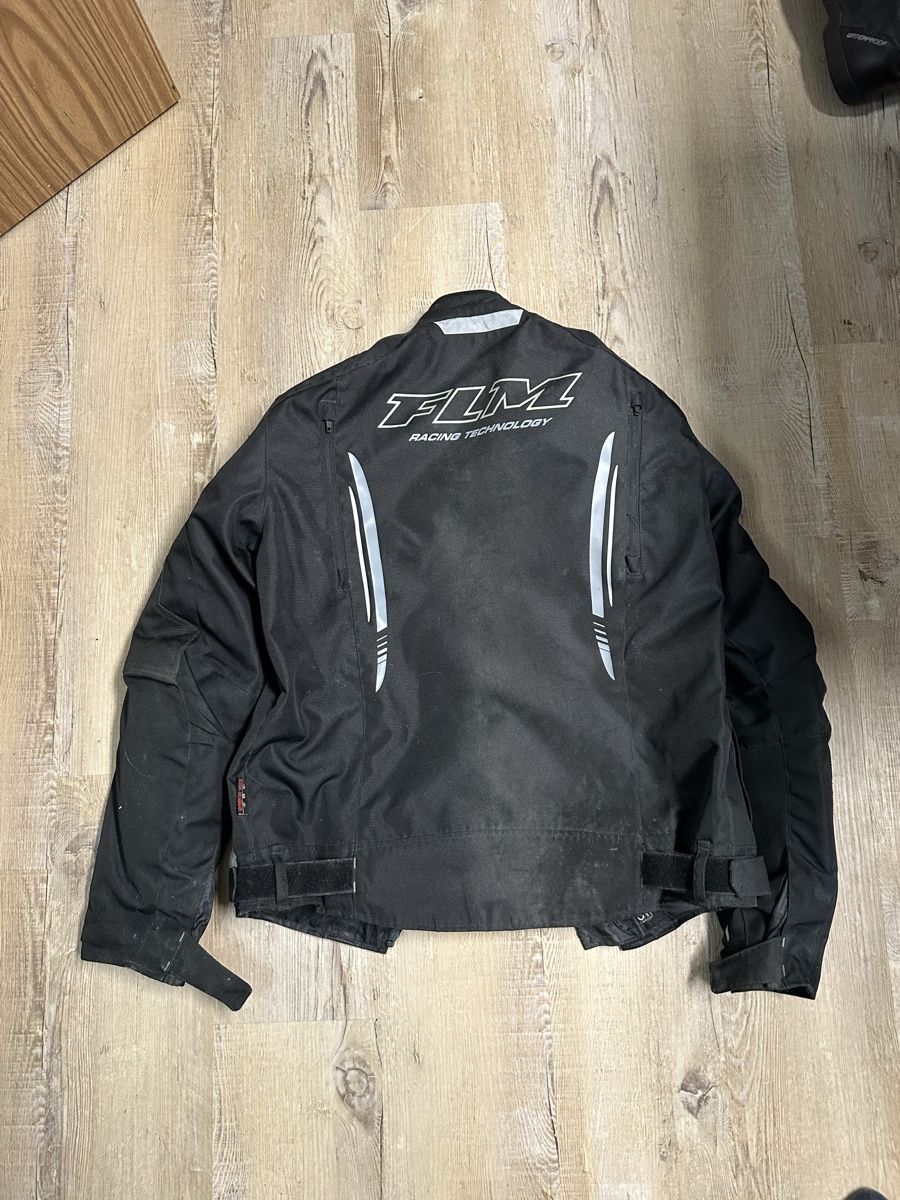 FLM Giacche: Motorradjacke FLM Grösse L gebraucht  – Usato da Wünnewil venduto da a.moffa 1