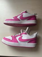 Für Girls: NIKE Sneaker, weiss/pink, Grösse 38
