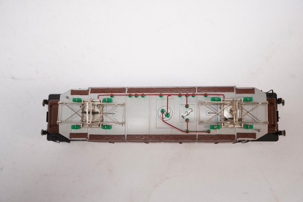 Metropolitan Modelleisenbahnen: 1œ Metrop 722 SBB Ae 3/6 I 10655 braun – Gebraucht aus Uetendorf von tigermuegi 6