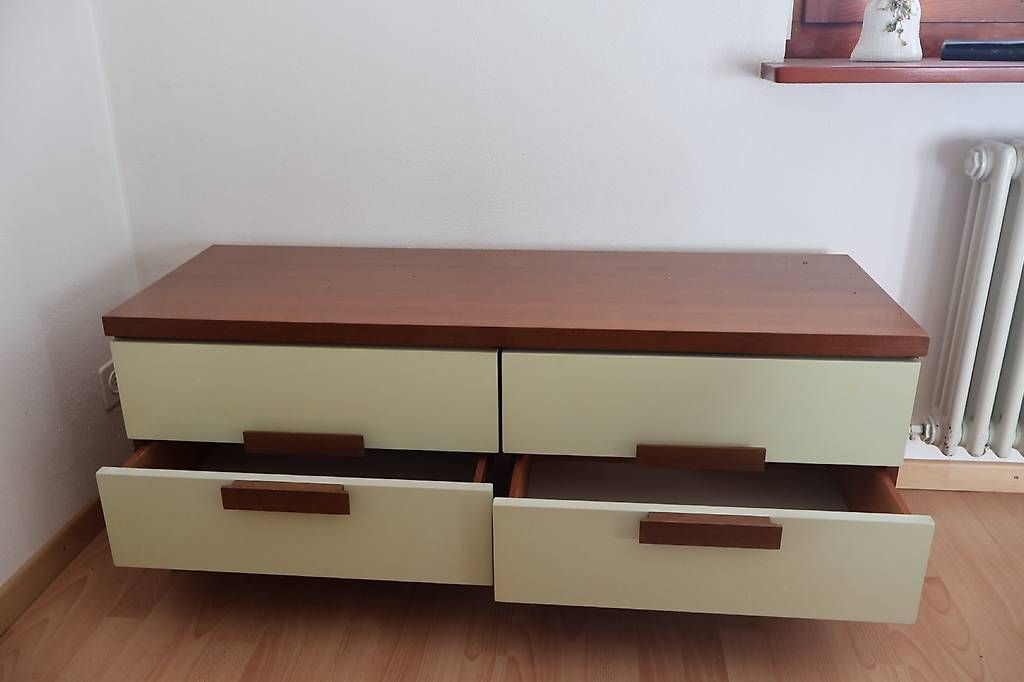 Altro in Decorazioni & Accessori: Arredo per camera in legno (prezzo trattabile) – Usato da Rovio venduto da martasulmoni 2