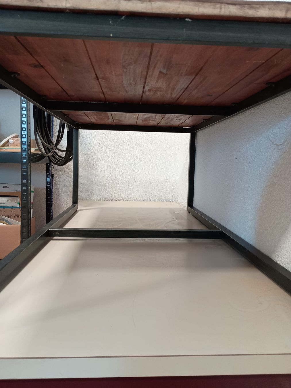 Tische: Loungetisch, Beistelltisch – Gebraucht aus Winterthur von Tenderizer3000 5