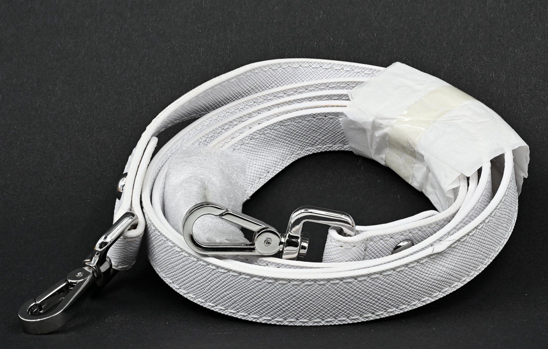 Armani Taschen für Damen: Handtasche Armani Jeans – Gebraucht aus Dürnten von pema28 5