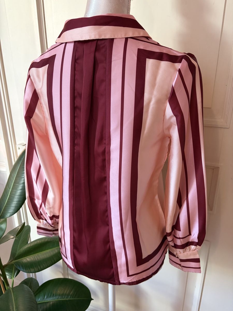 Lots de vêtements: Damen Kleidung 4er Set – D'occasion à St. Gallen par Debi. 8