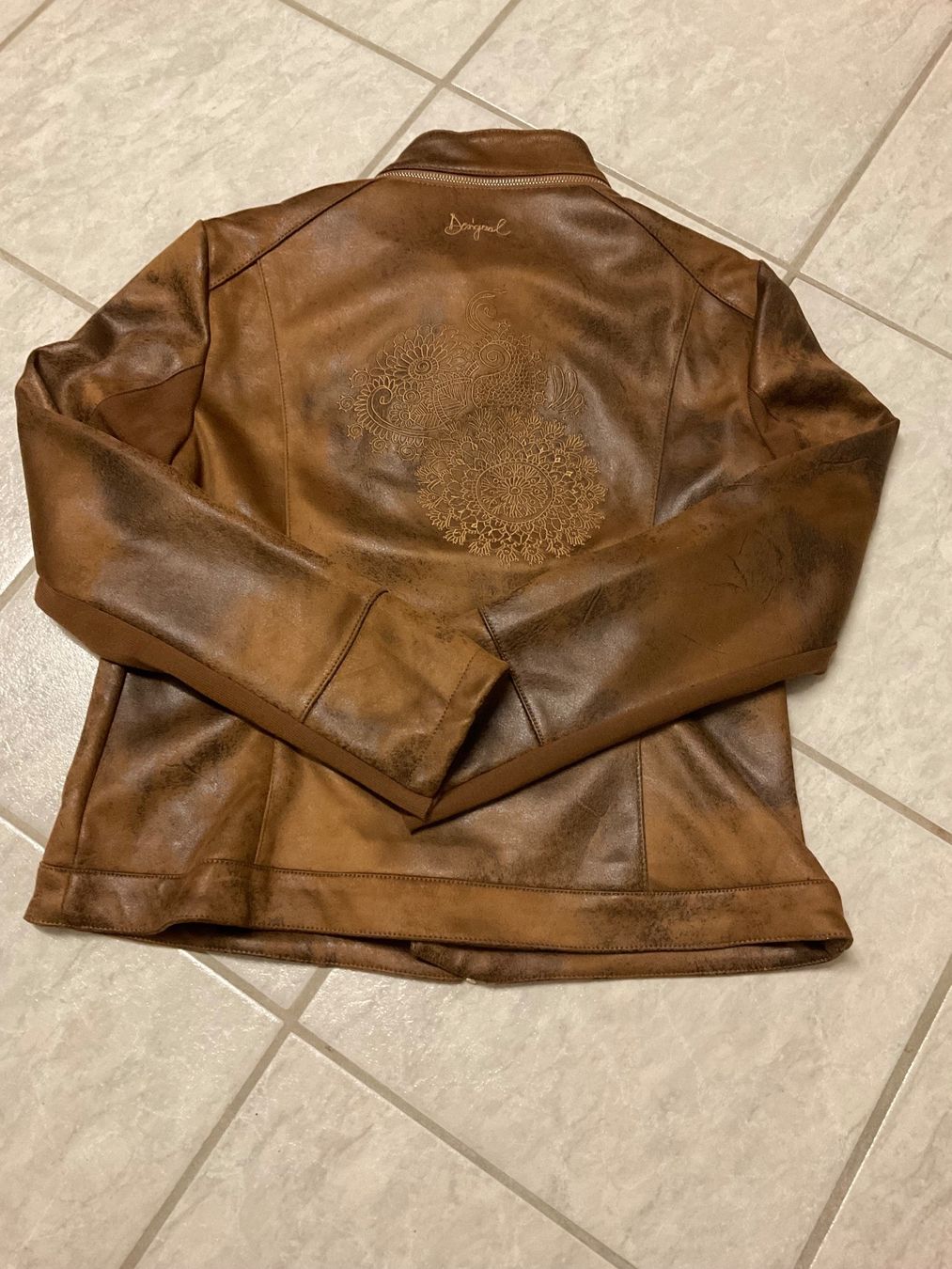 Desigual Jacken: Desigual Kunstlederjacke Gr. 46 braun neu – Neu (gemäss Beschreibung) aus Spreitenbach von Nucinul 3