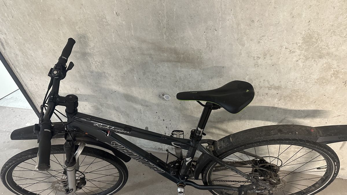 Specialized Velos: Mountainbike von Specialized – Gebraucht aus Würenlos von  3