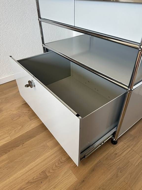 USM Commodes: Commode USM Haller en Gris Clair // Ref. AY0445 – D'occasion à Ravoire par ARKY_s 4